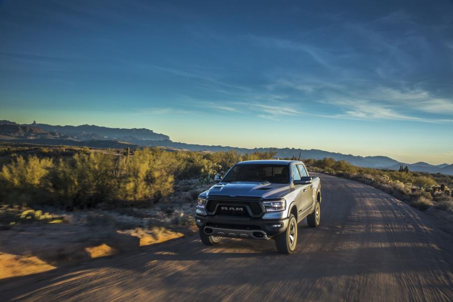  Dodge Ram 1500 Rebel Crew Cab (DT) 2018 года  (фото 22 из 48)
